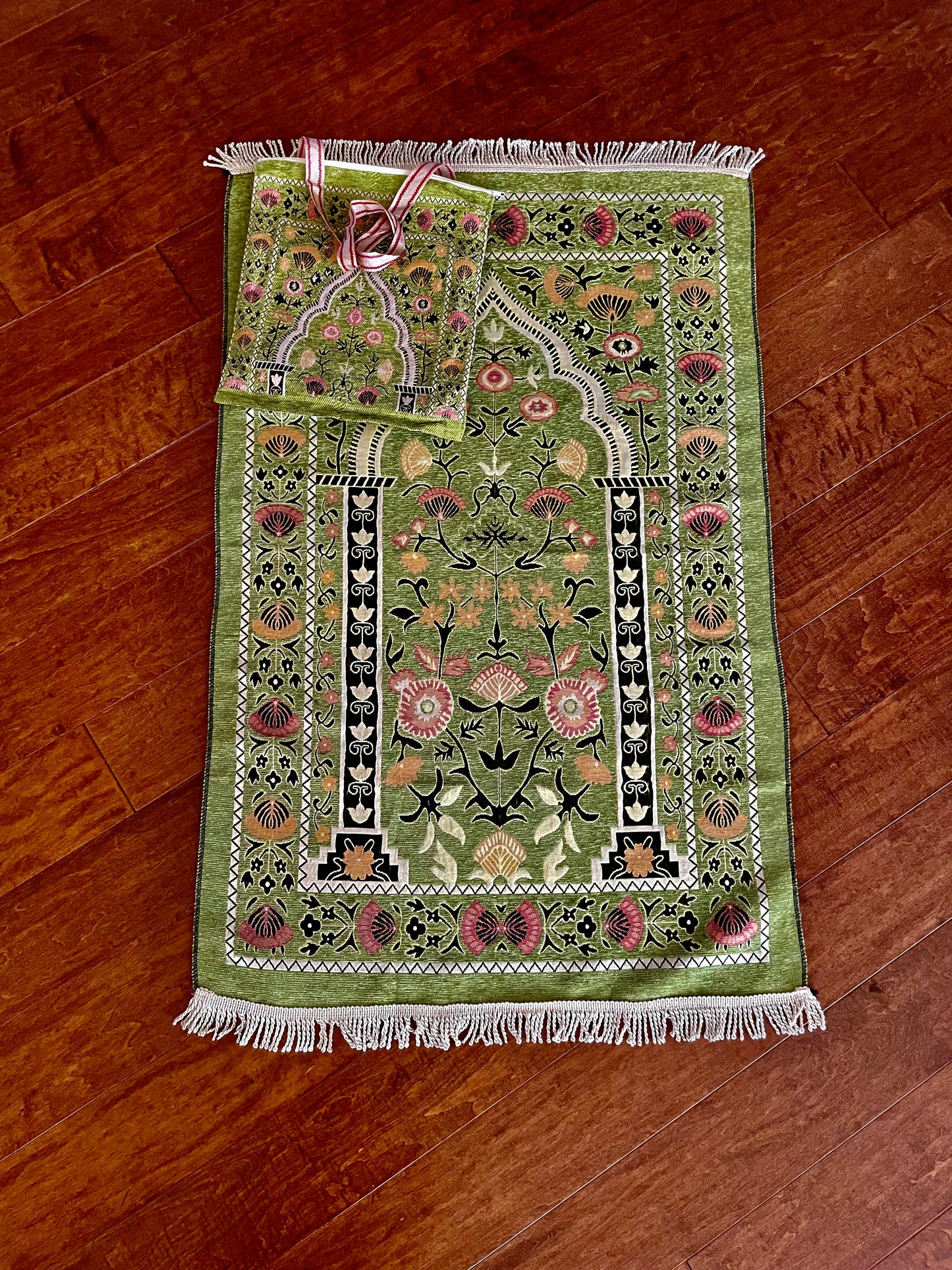 Green prayer mat with bag